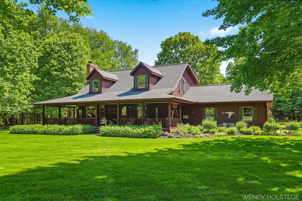 6994 Frontier Drive, West Olive, MI 49460
