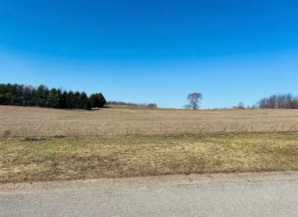 7754 Amberjam Way #40, Berrien Springs, MI 49103