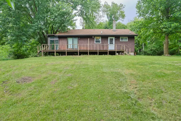 4060 Buffalo, Buchanan, MI 49107