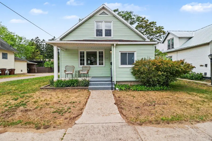 109 N Franklin Street, Ludington, MI 49431 - #2