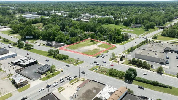 27377 Michigan Avenue, Inkster, MI 48141