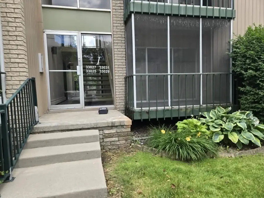 33027 Fargo Street, Livonia, MI 48152 - #2