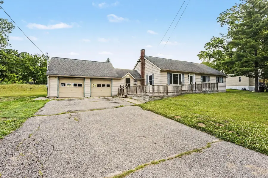 200 W Summit Street, Muir, MI 48860 - #3