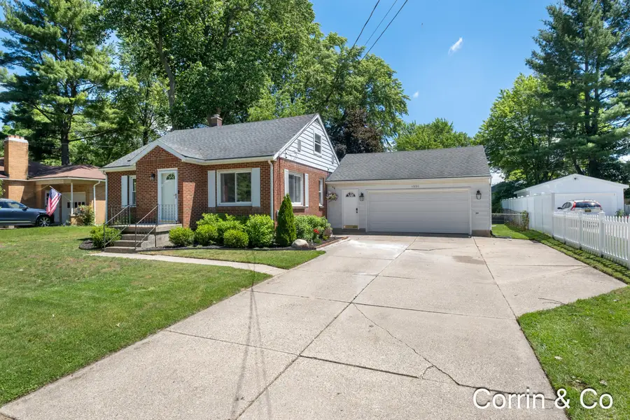 1330 Covell Avenue Nw, Grand Rapids, MI 49504 - #2