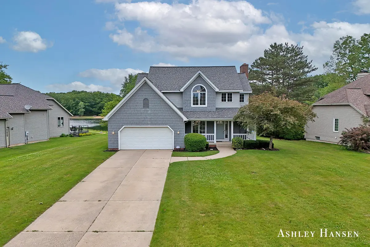7260 Loma Linda Drive Ne, Rockford, MI 49341 - #1