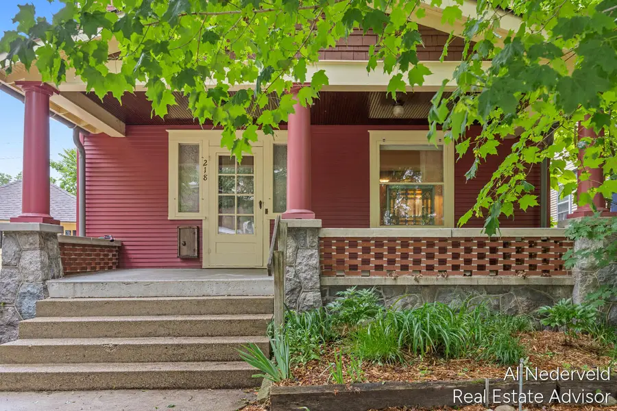 218 Wellington Avenue Se, Grand Rapids, MI 49506 - #2