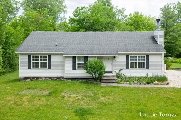 2670 Grand River Drive Ne, Grand Rapids, MI 49525