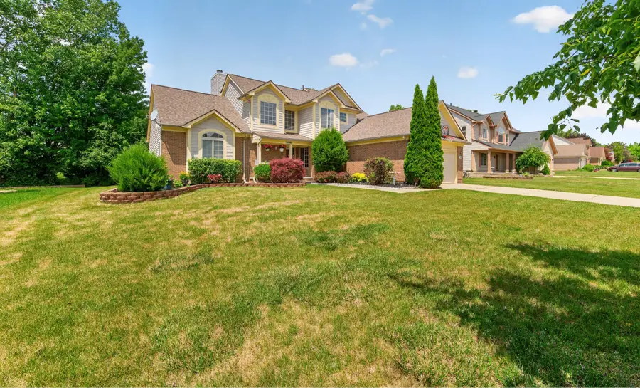 24381 Elmhurst Avenue, Farmington Hills, MI 48336 - #2