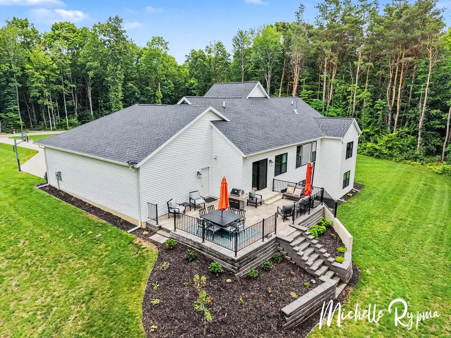 5812 Timber Bluff Trail, Fennville, MI 49408 - #2