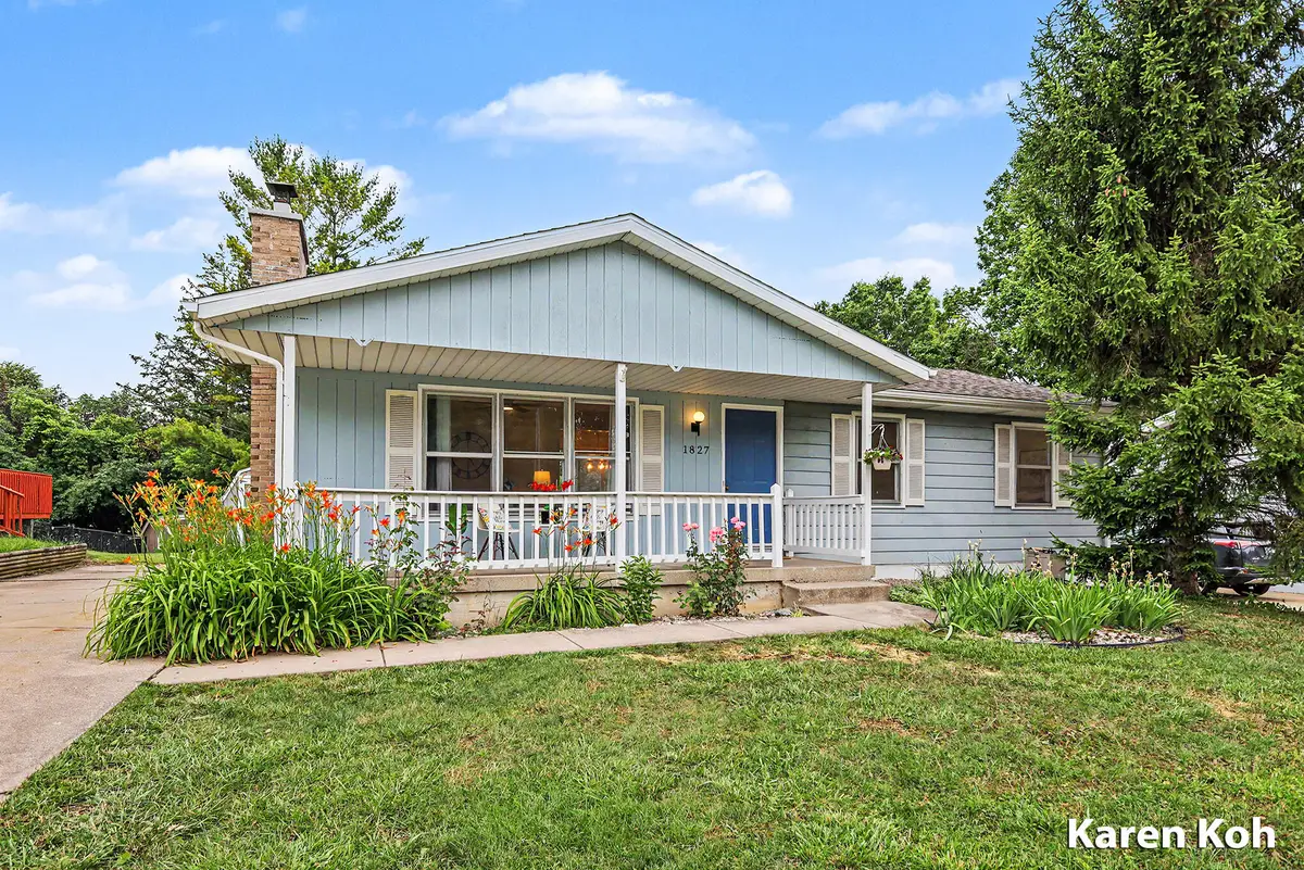 1827 Rowland Avenue Se, Grand Rapids, MI 49546 - #1