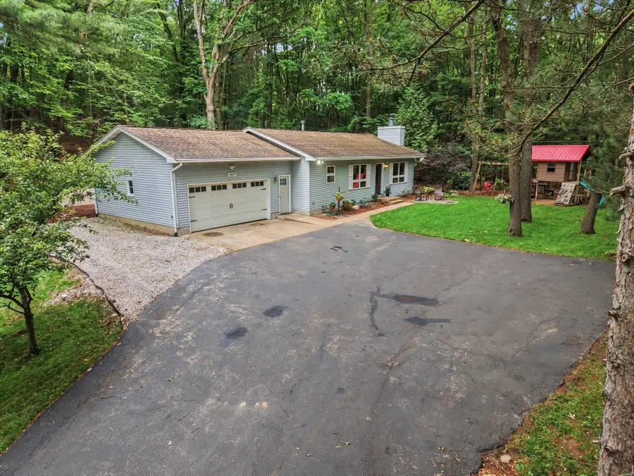 6069 Stout Creek Avenue Ne, Belmont, MI 49306 - #3