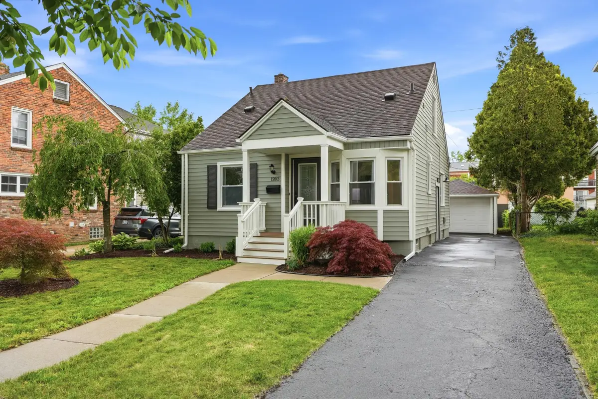 1203 E 2nd Street, Royal Oak, MI 48067 - #1