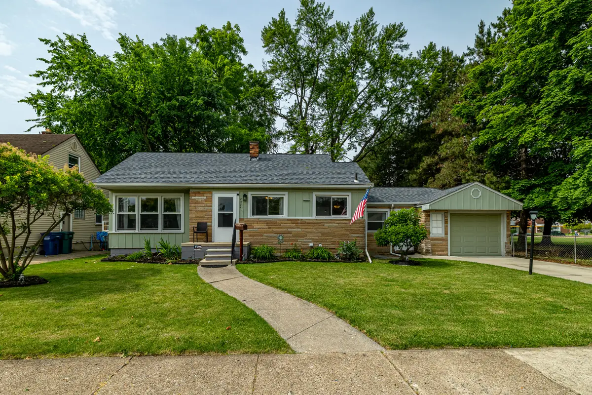 2225 Mclain Avenue, Lincoln Park, MI 48146 - #1