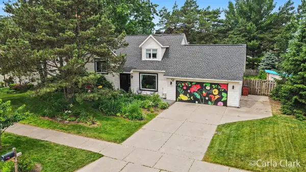 6285 Blanca Drive Ne, Rockford, MI 49341