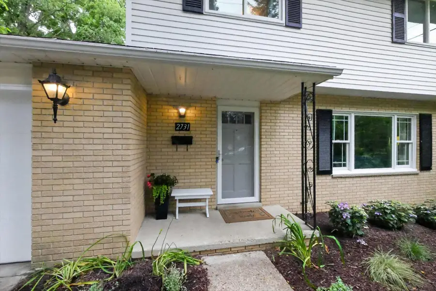 2731 Valley Drive, Ann Arbor, MI 48103 - #2
