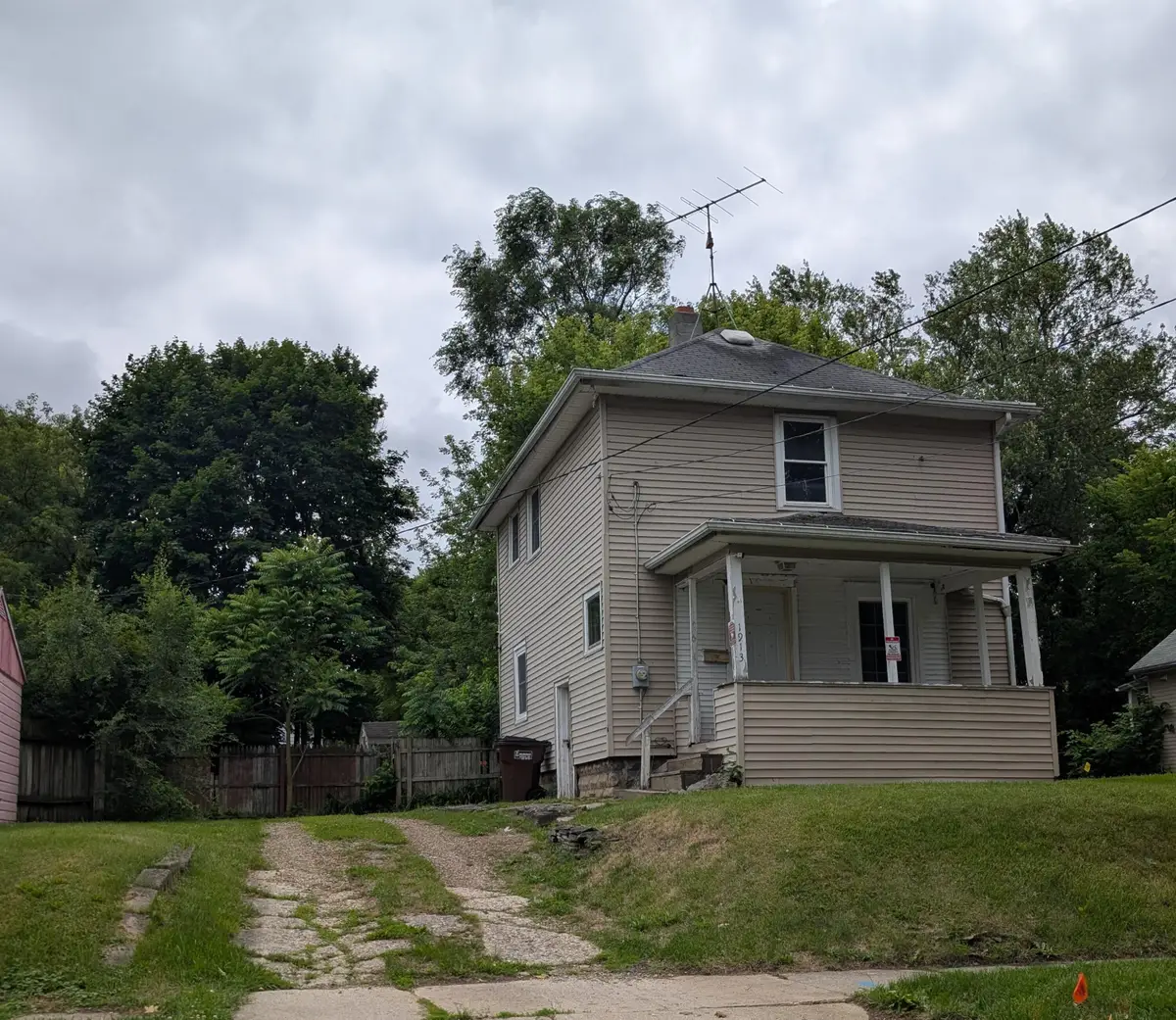 1913 Plymouth Street, Jackson, MI 49203 - #1