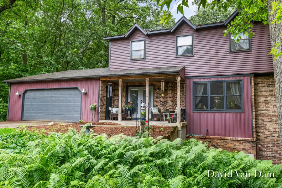 7920 Fitzsimmons Court Se, Alto, MI 49302 - #3