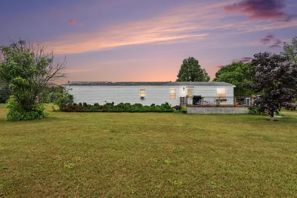 62196 County Road 380, Bangor, MI 49013