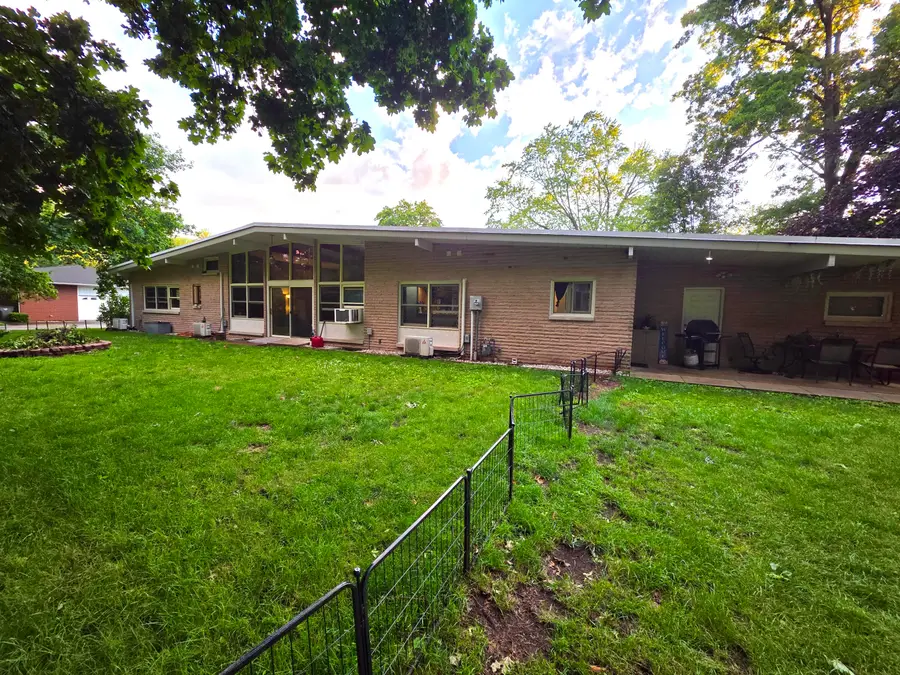 201 S Elm Street, White Pigeon, MI 49099 - #3
