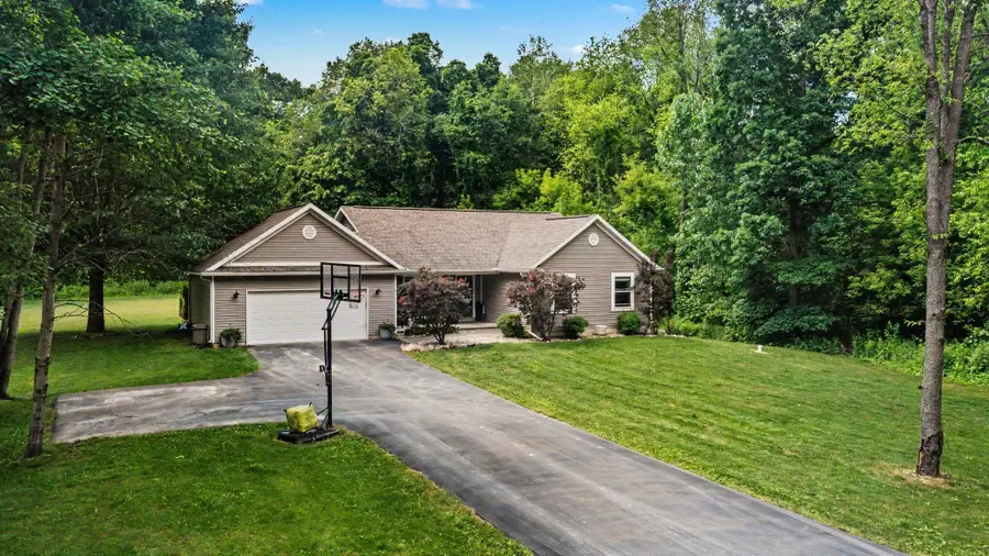 1298 Kendor Drive, Brighton, MI 48114 - #3