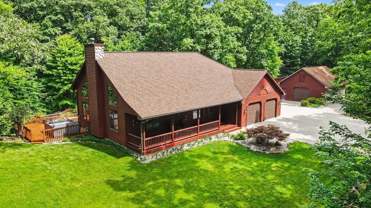 655 Auburn Trail Se, Ada, MI 49301 - #1