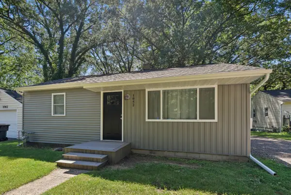 1052 Woodward Avenue, Benton Harbor, MI 49022