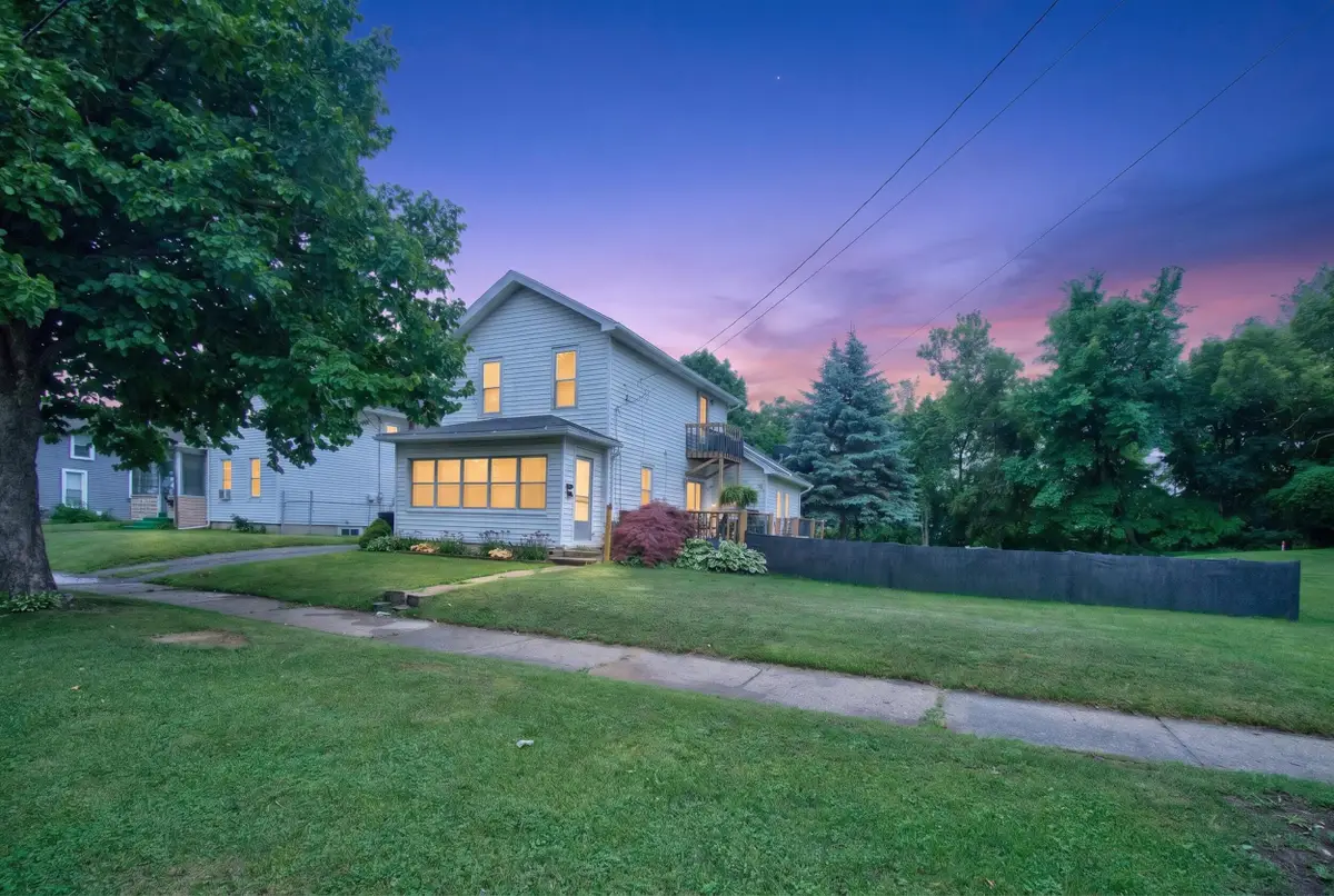 663 Oakhill Avenue, Jackson, MI 49201 - #1