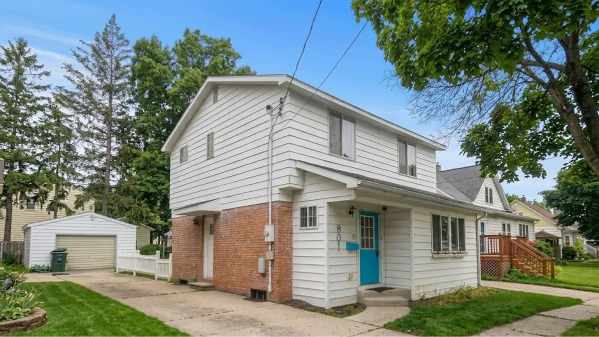 801 Merrill Avenue, Lansing, MI 48912 - #1