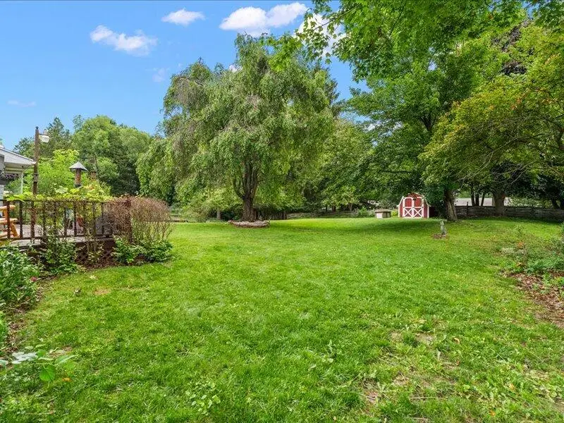 728 N Stewart Avenue, Fremont, MI 49412 - #3