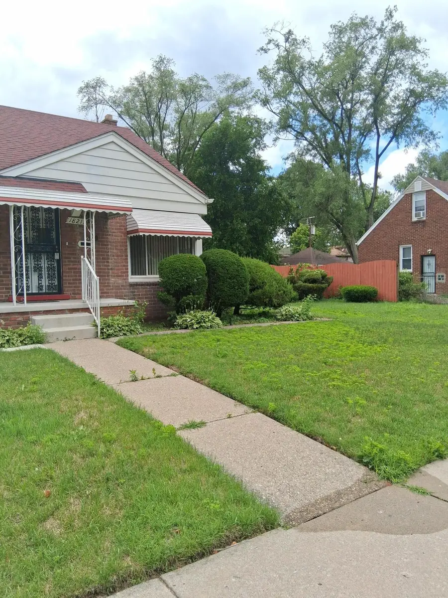 18211 Stansbury Avenue, Detroit, MI 48235 - #3