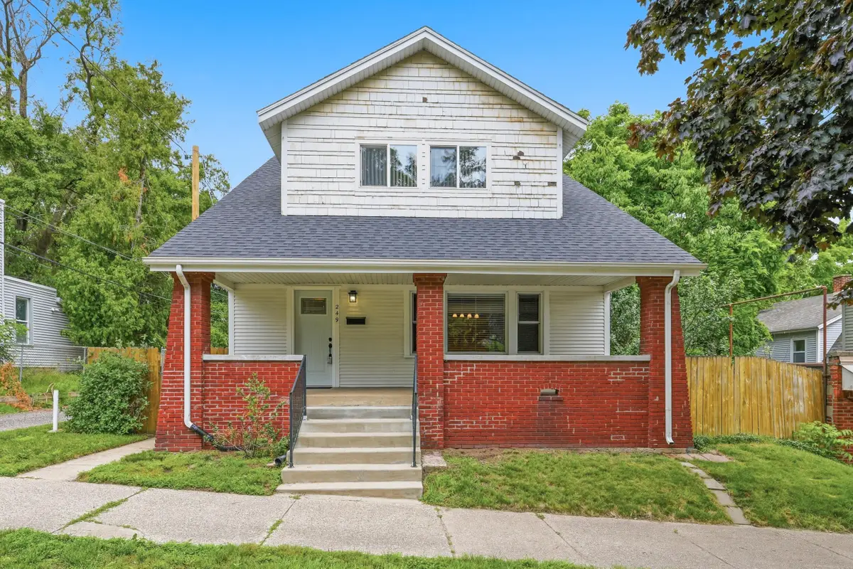 249 NE Fairbanks Street Ne, Grand Rapids, MI 49503 - #1