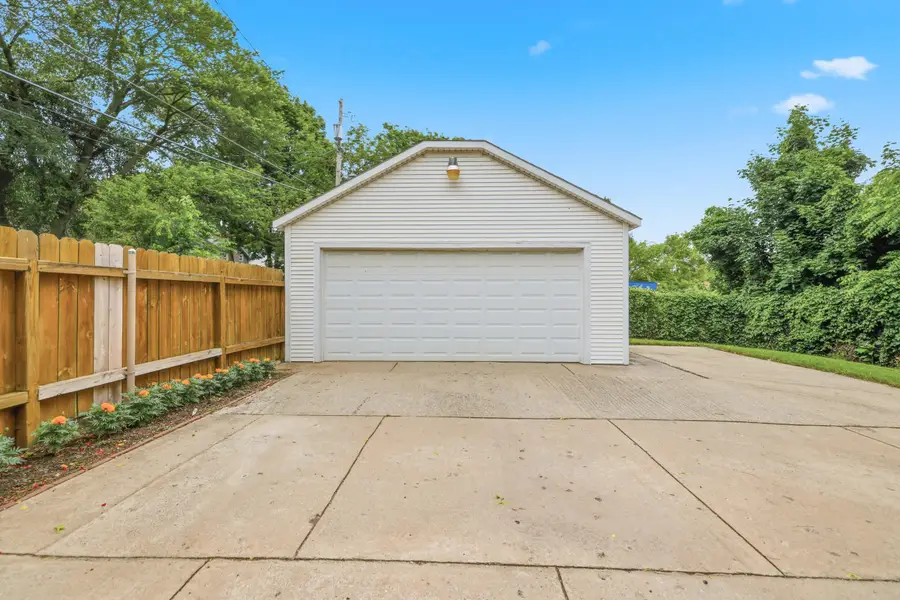 249 NE Fairbanks Street Ne, Grand Rapids, MI 49503 - #2