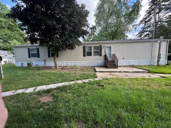 3551 Nash Drive, Jackson, MI 49201