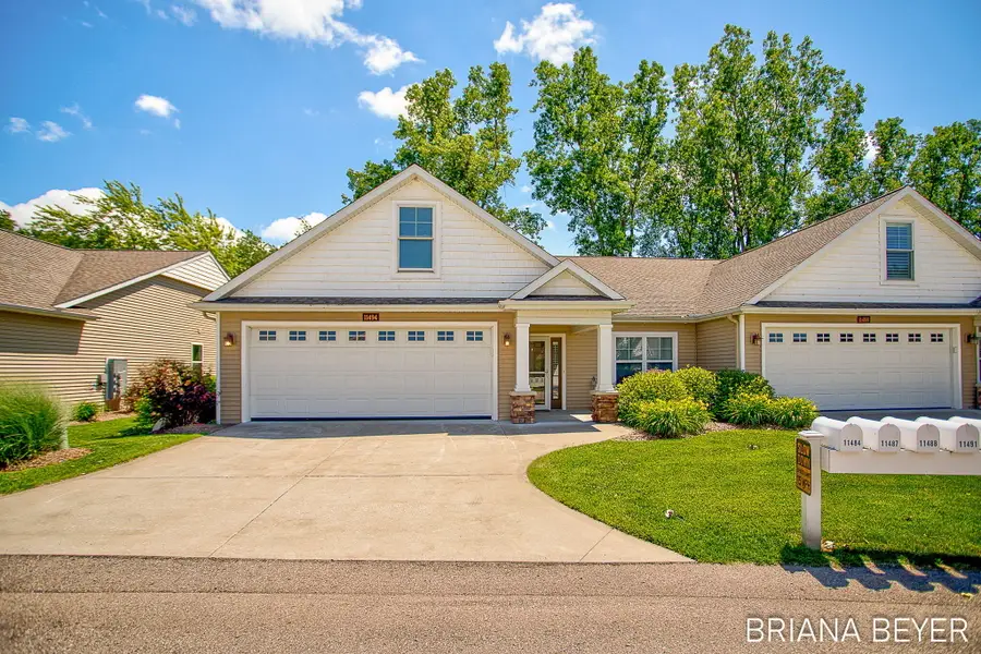 11494 S Lake Drive, Holland, MI 49424 - #2