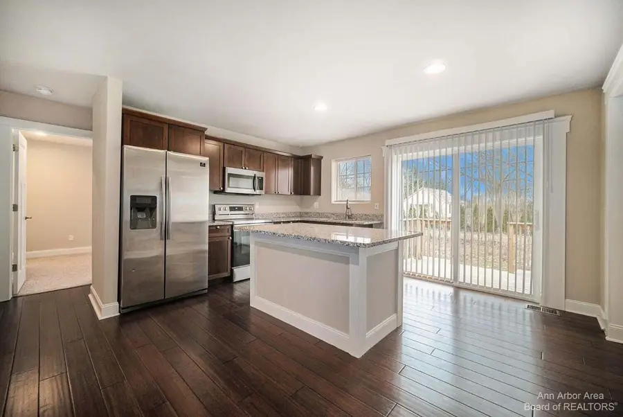 1 Maple Village Court, Ann Arbor, MI 48103 - #3