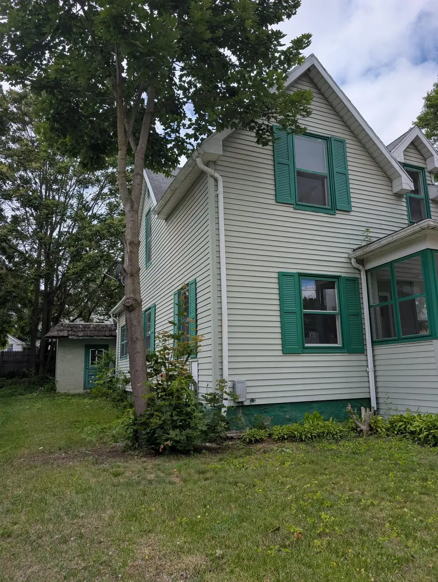 1608 Second Street, Jackson, MI 49203 - #2