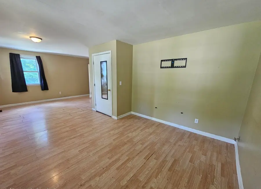 191 Mckinley Avenue N, Battle Creek, MI 49017 - #3
