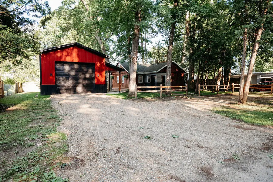52493 35 1/2 Street, Paw Paw, MI 49079 - #3