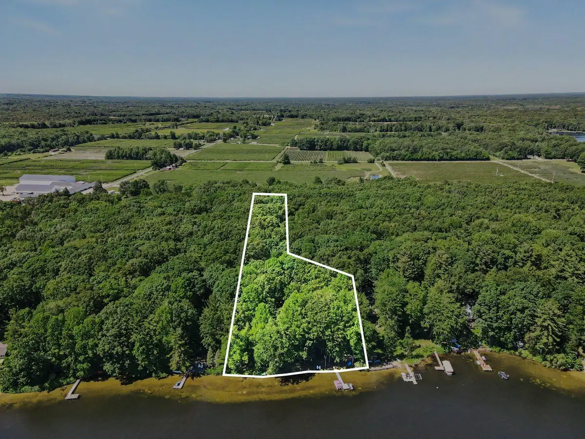 10041 County Road 215, Grand Junction, MI 49056 - #1