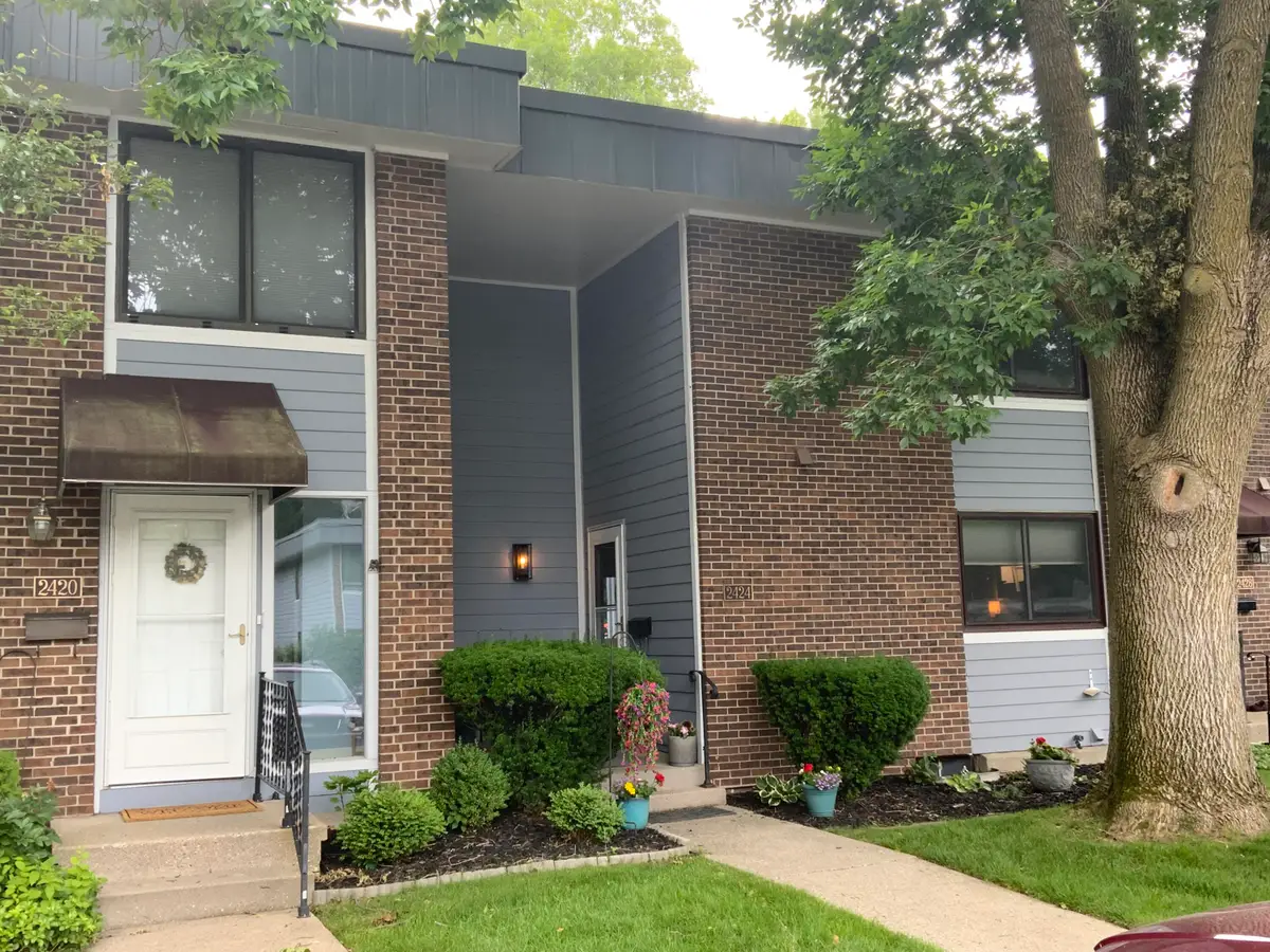 2424 E Collier Avenue Se, Grand Rapids, MI 49546 - #1