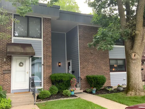 2424 E Collier Avenue Se, Grand Rapids, MI 49546