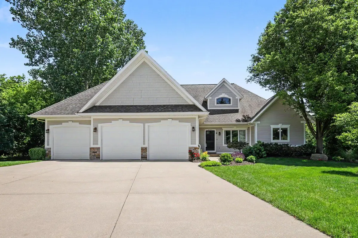 3404 Glenstone Court Se #18, Grand Rapids, MI 49546 - #1