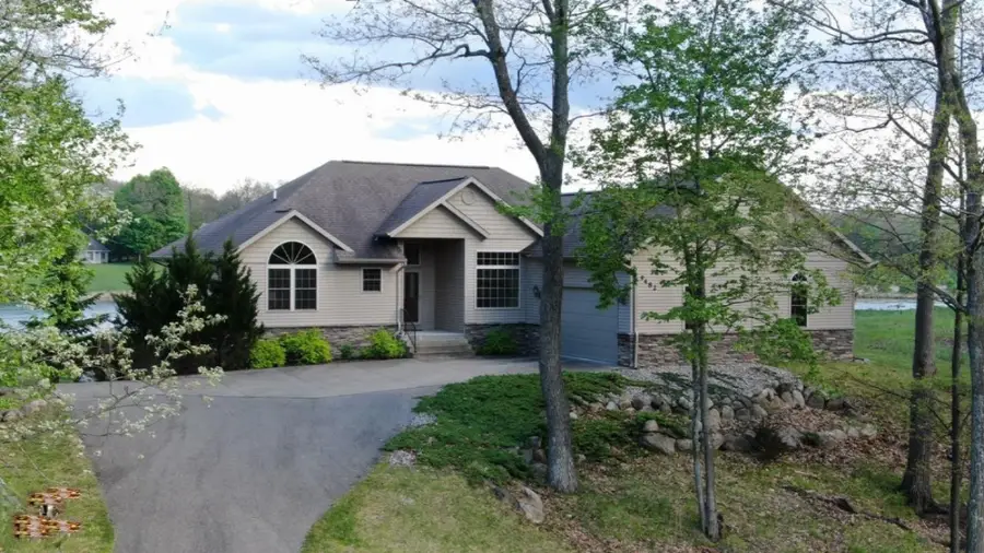 9482 Stonebridge, Canadian Lakes, MI 49346 - #2