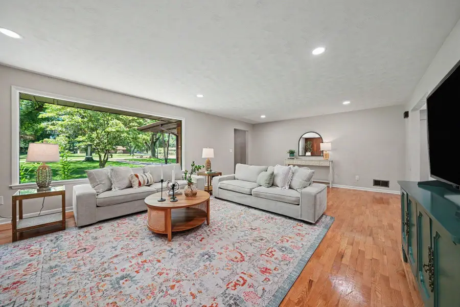 2489 Washington Avenue, Saint Joseph, MI 49085 - #3