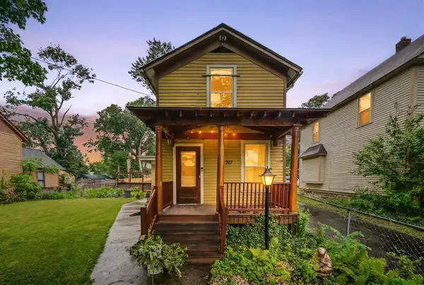 717 Mccourtie Street, Kalamazoo, MI 49008