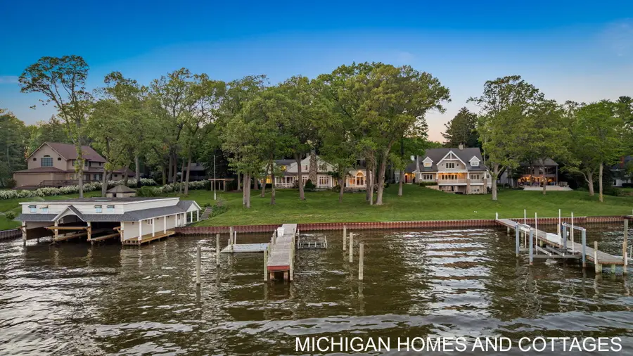 714 N Shore Drive, Holland, MI 49424 - #3