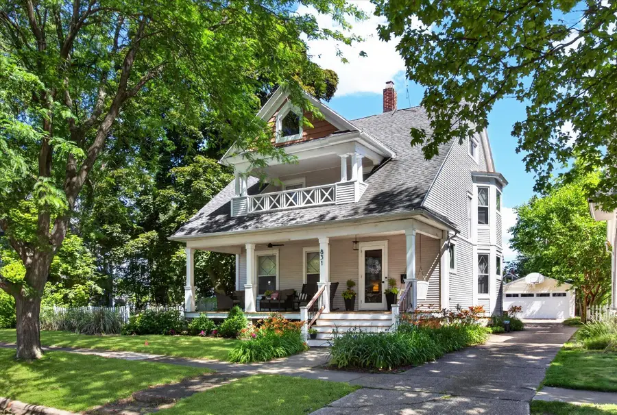 831 Wisconsin Avenue, Saint Joseph, MI 49085 - #3