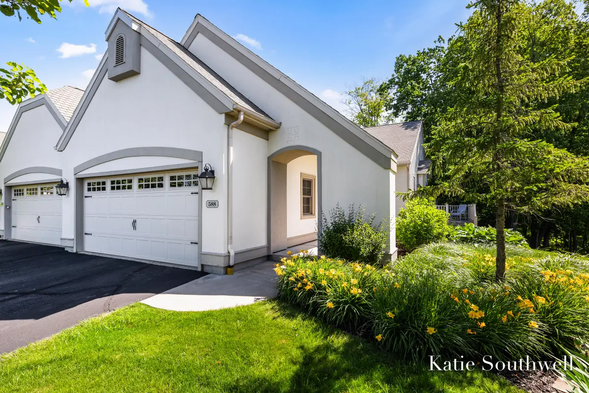 588 Enclave Court Se #20, Grand Rapids, MI 49546 - #1