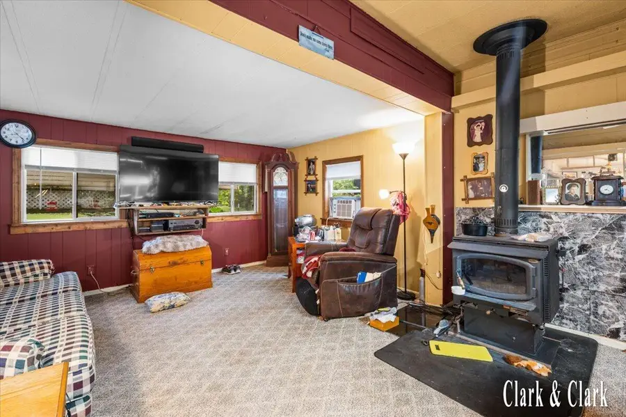 1511 E Croton Drive, Newaygo, MI 49337 - #3