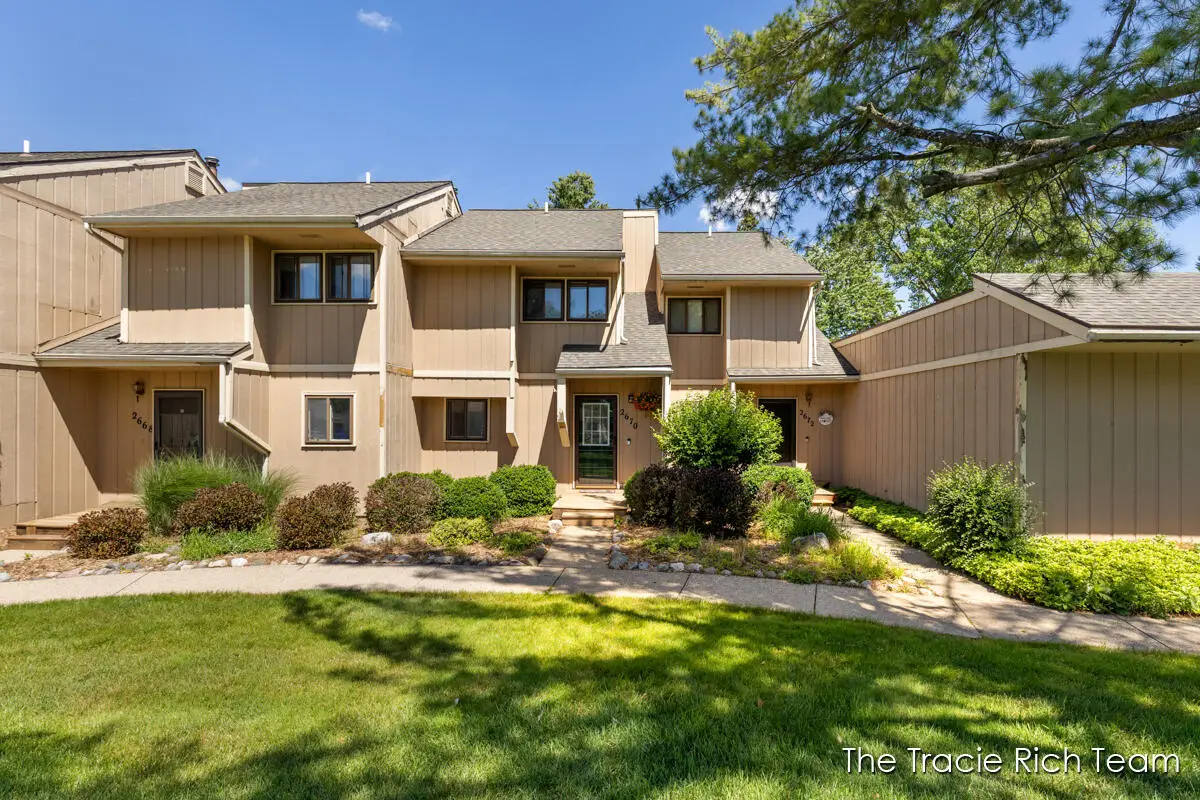 2670 Ridgecroft Drive Se, Grand Rapids, MI 49546 - #1